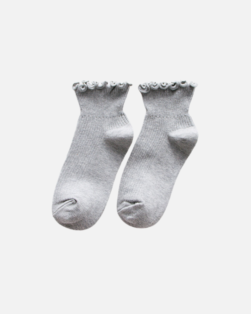 PARISIENNE RUFFLE SOCKS